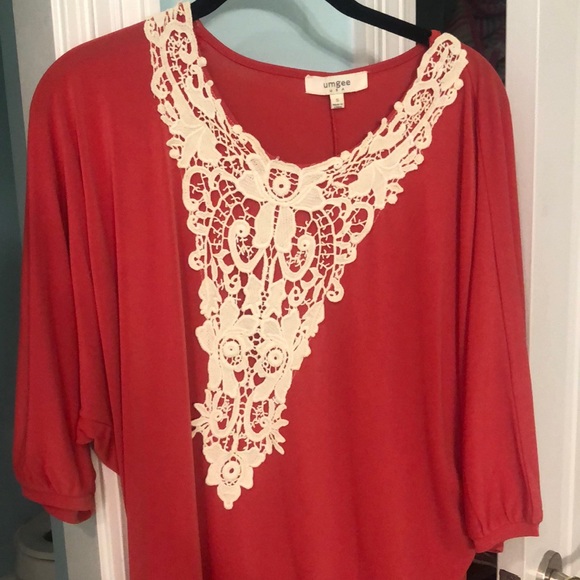 Umgee top - Picture 1 of 1